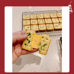 bánh hành kẹp phô mai