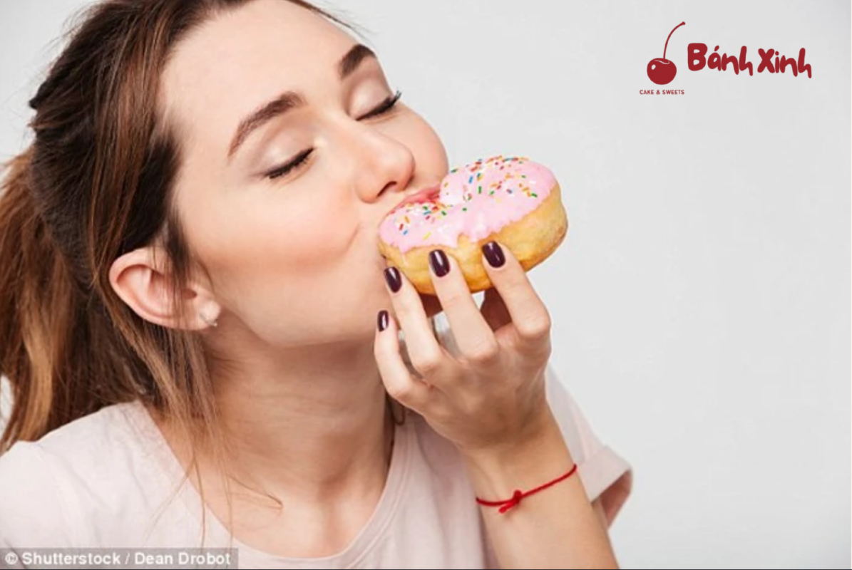 ăn bánh ngọt uống gì